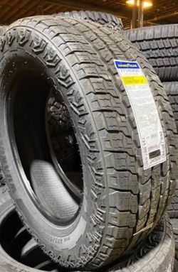 275/60/20 Llantas Goodyear Wrangler AT
