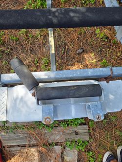 Roller Bracket Assembly for Boats Trailers
