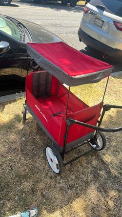 Radio flyer wagon