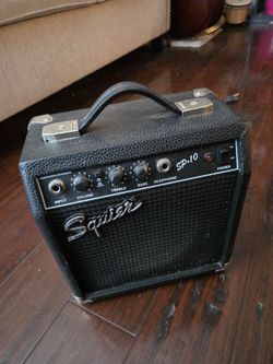 Fender Squier Amp