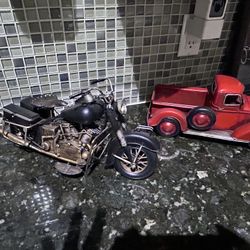 2pc Vintage Car Decor