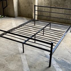 Queen Metal Bed Frame 