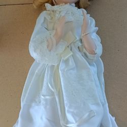 Antique Collectable Vintage Doll