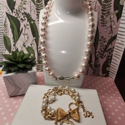 #2352, RMN & CL FAUX PEARLS NECKLACE AND BRCELET 