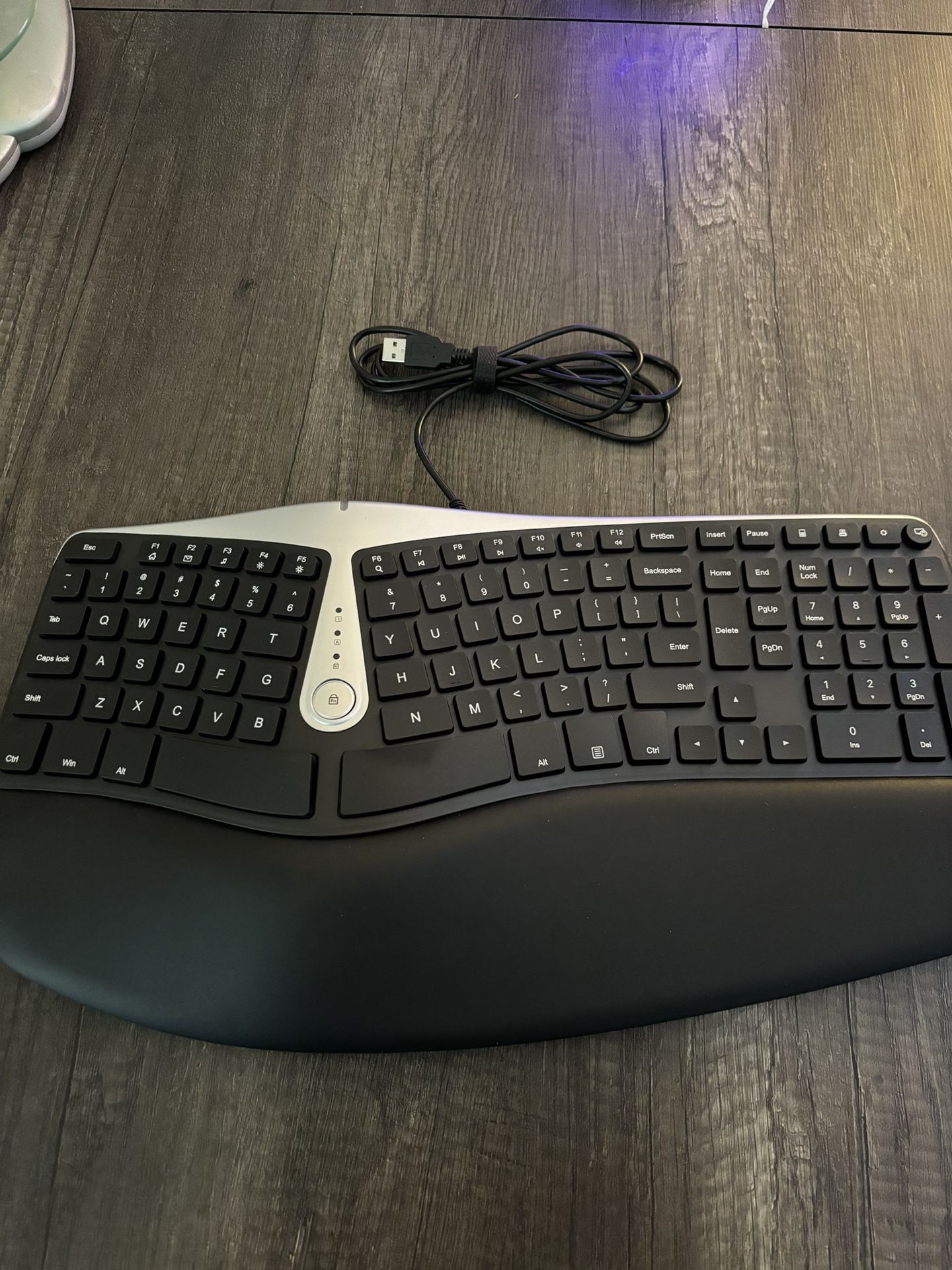 Nulea RT02 Ergonomic Keyboard, Wired Split Keyboard with Pillowed Wrist and Palm