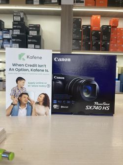 Canon PowerShot SX740 HS Camera (Located In Downey, CA)
