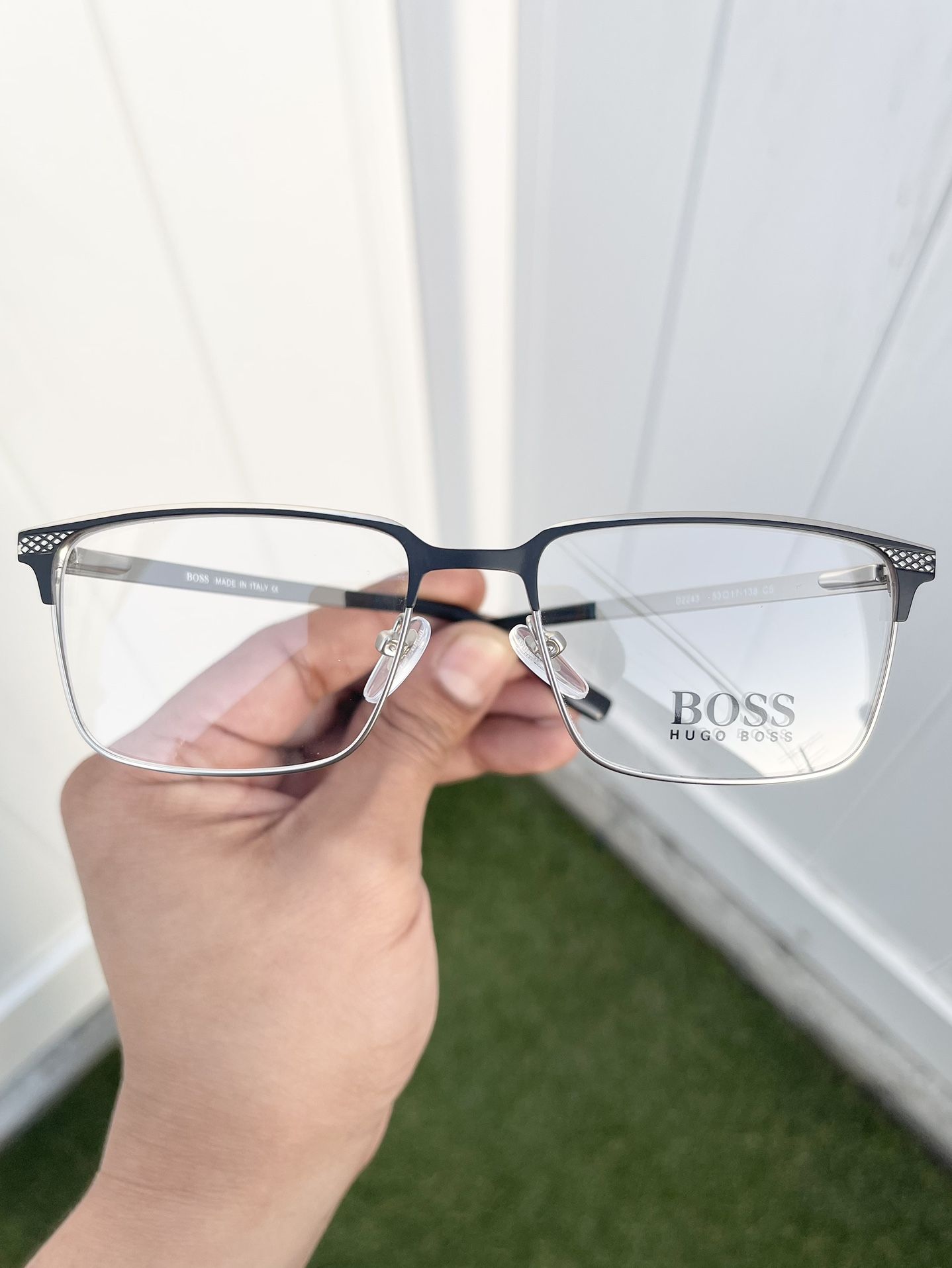 New Without Tags Hugo Boss Eyeglasses 2243 Size 53/17