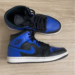 Jordan 1 Mids