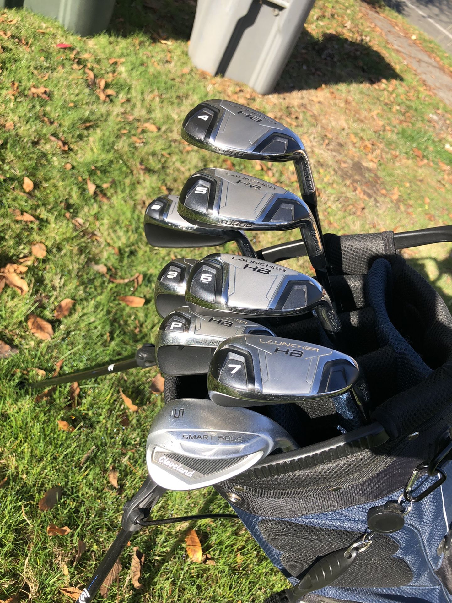Really Nice! Cleveland Launcher HB Turbo Iron Set + Cleveland Bag