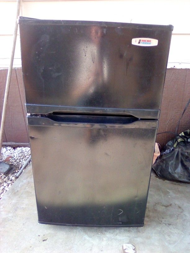 Microfridge Mini Fridge