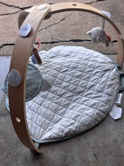 Baby Play Mat With Hanging Toys