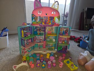 Gabby's Dollhouse