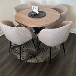 Circular Kitchen Table And Chairs