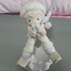 PRECIOUS MOMENTS #524905 "IT'S SO UPLIFTING TO HAVE A FRIEND LIKE YOU" FIGURINE