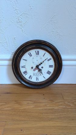 Artisan Working Clock