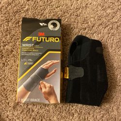 Futuro Left Wrist Brace