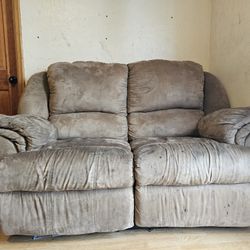 Reclining Loveseat