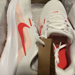 Nike Downshifter 13 Women's Road Running Shoes (Extra Wide)