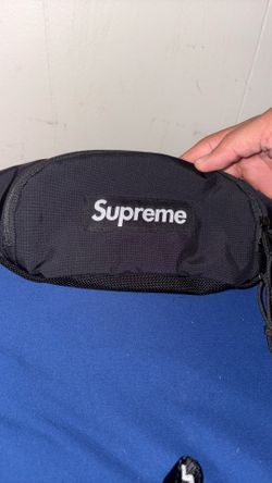 Black Supreme Small Waist Bag (FW22)
