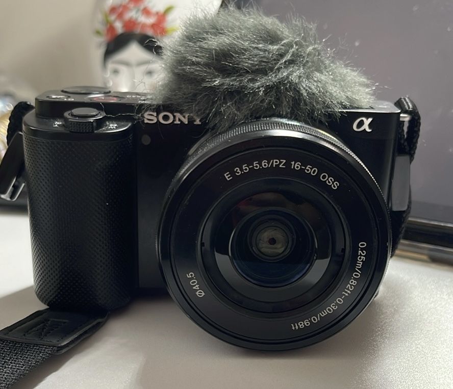 Sony ZV-e10