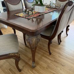 Beautiful Dinning Room Walnut Wood Set