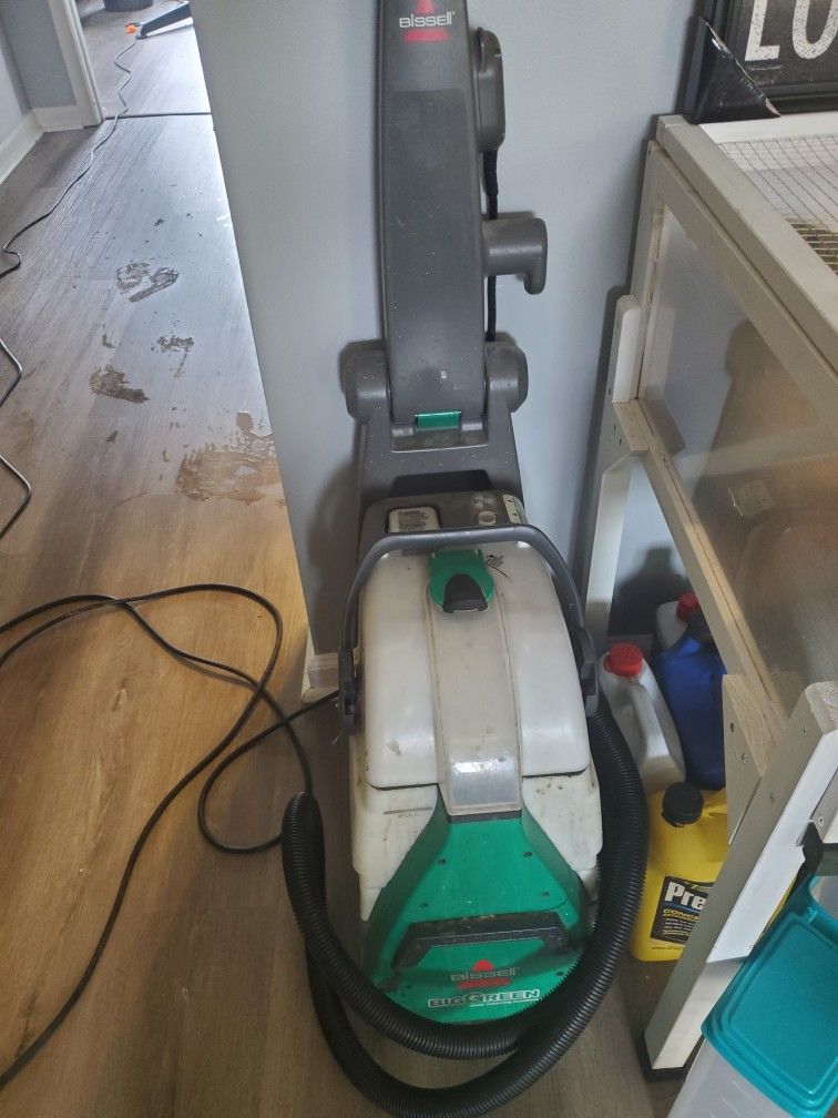 Bissell Big Green Carpet Shampooer