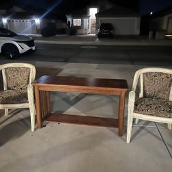 Table With 2 Chairs 