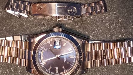 Men's Silver day/ date rollie watch with silver bracelet set