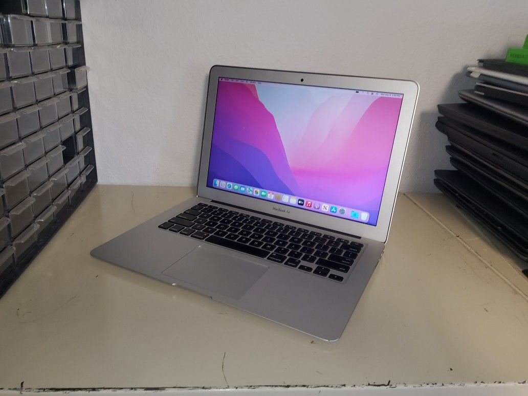 MacBook Air 13" 2015 Intel i5-5350U 1.8GHz 8GB 256GB SSD MacOS

