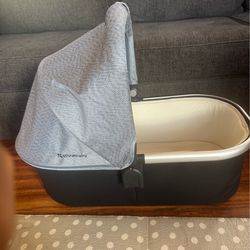 Uppababy bassinet