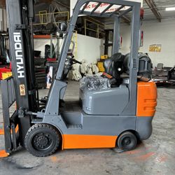 Hyundai Forklift 