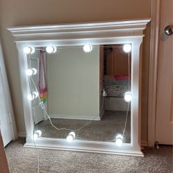 Vanity mirror 