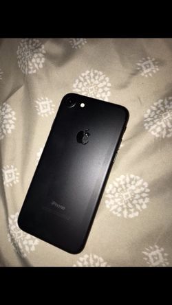 iPhone 7 32 GB unlocked