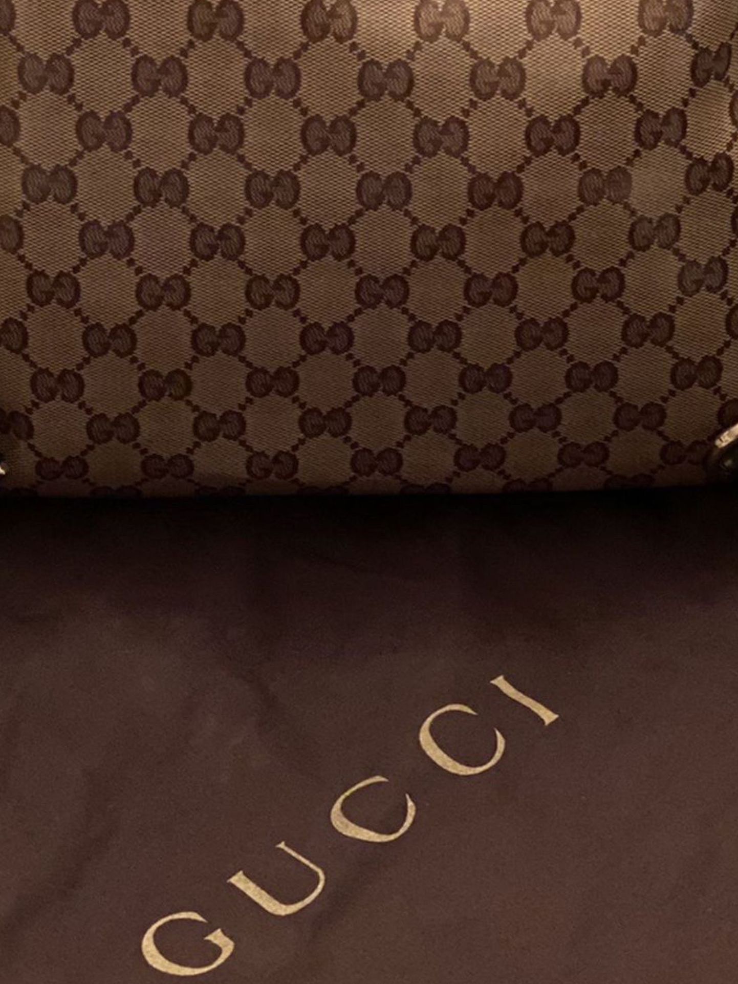 AUTHENTIC GUCCI COATED CRYSTAL D RING MESSENGER