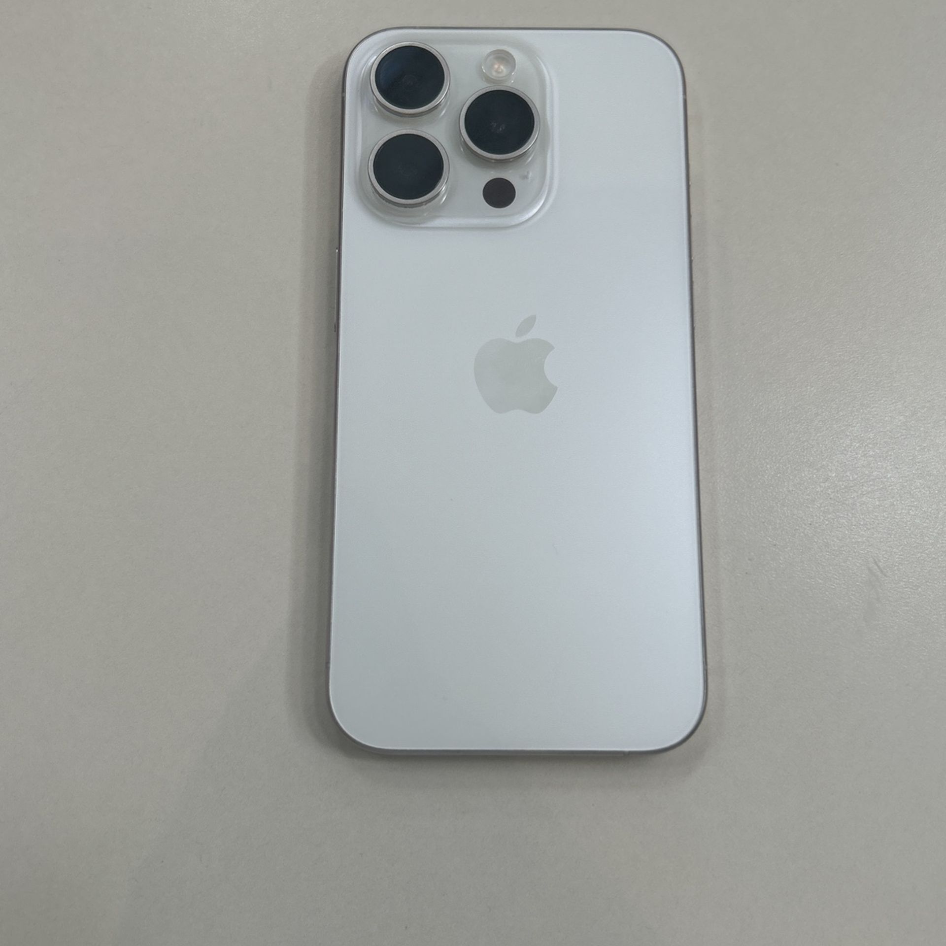 iPhone 15 Pro Locked Carrier