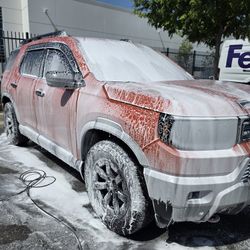 Wash🧼your 🚗car