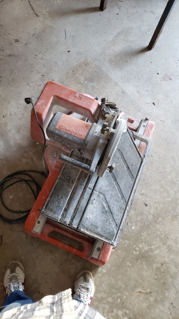 Wet Saw. Tile, pavers, brick. for Sale in Norfolk, VA - OfferUp