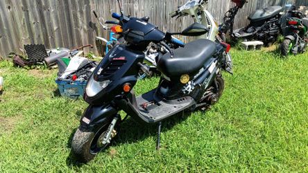 Eton Beamer II Scooter-moving out sale!!