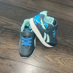 Dinosaur Reebok  Shoes Size 7