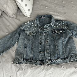 Mrs Torres Jean Jacket With Pearls 