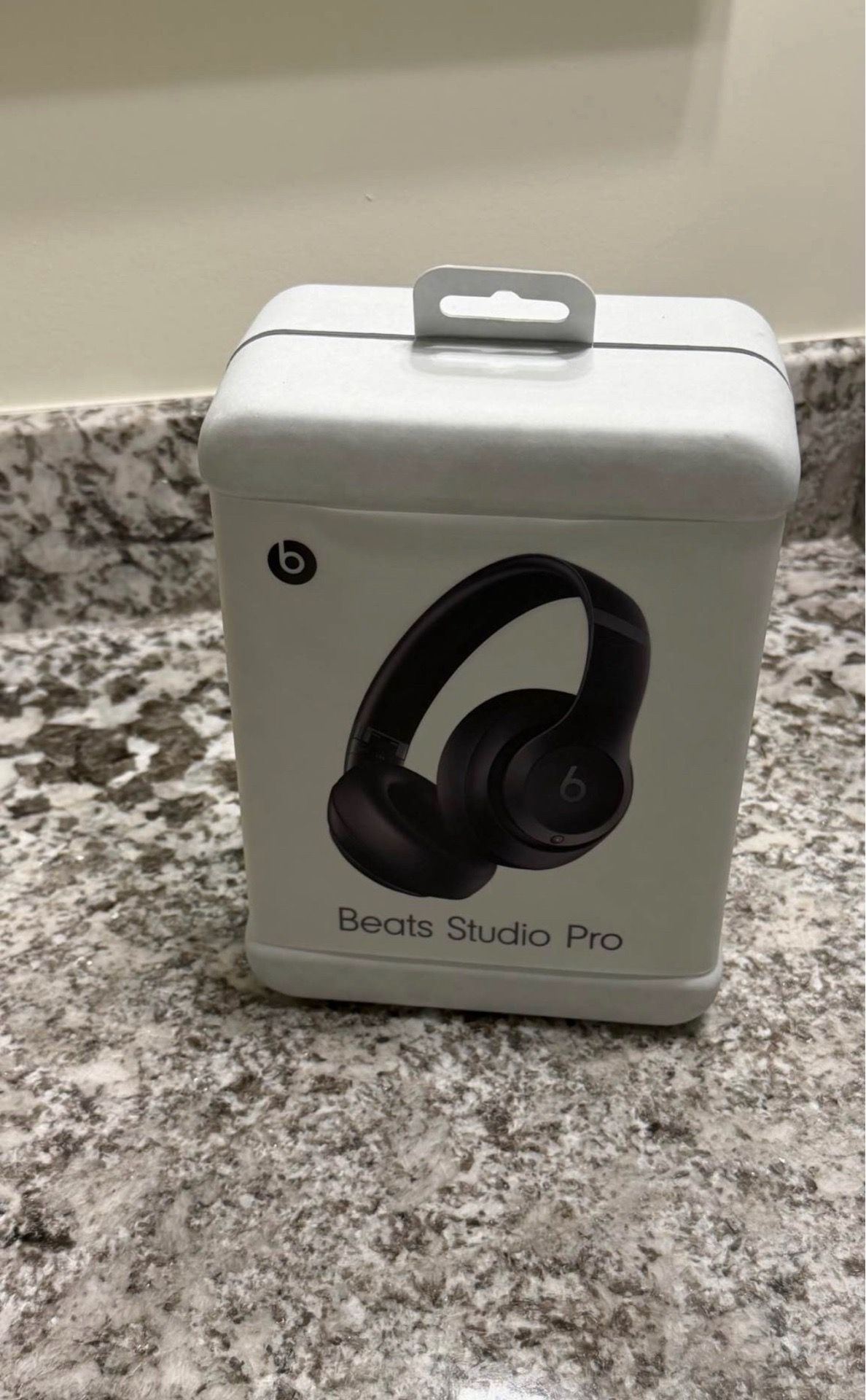 Beats Studio Pro Wireless Over the Ear Headphones