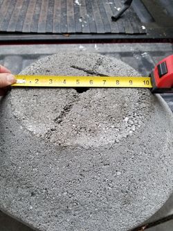 Round concrete support tent