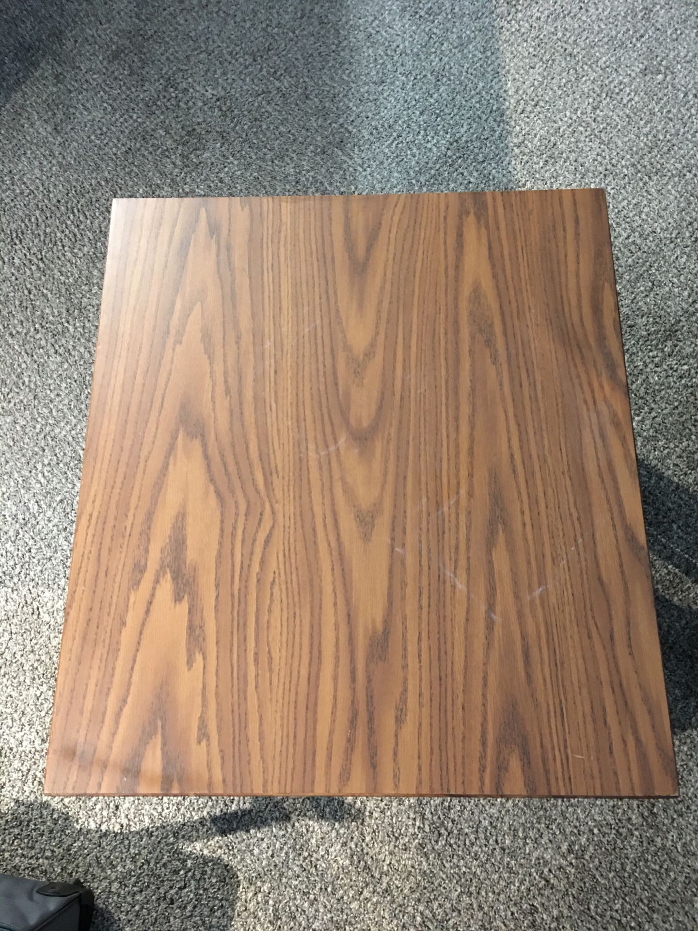 Premium Oak Wood End Table (klaussner)