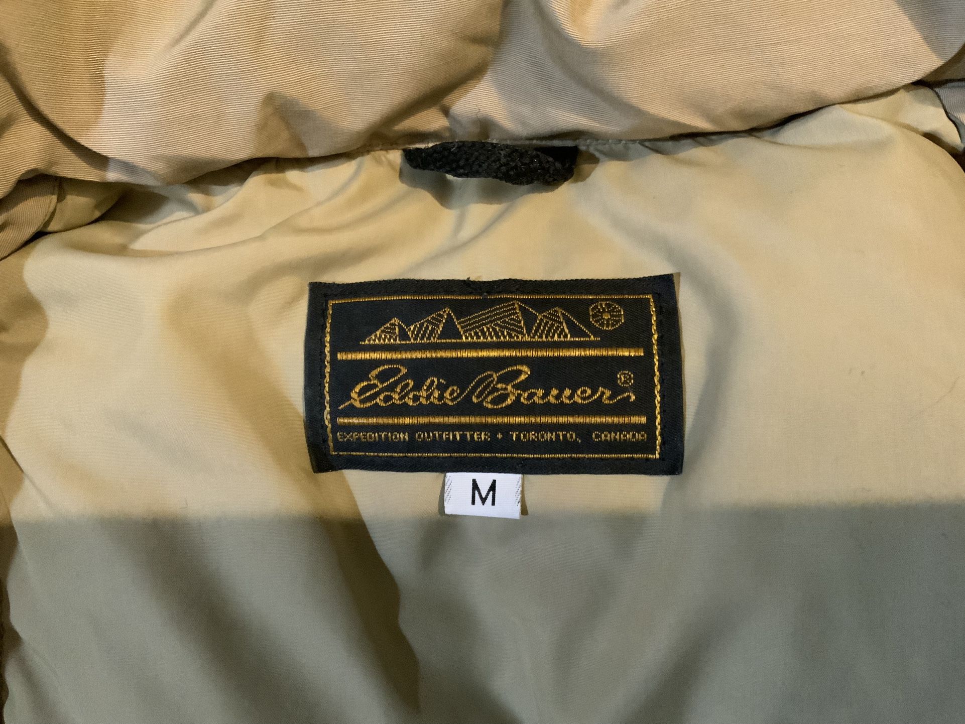 Vintage Eddie Bauer Goose Down Expedition Puffer Jacket Coat Parka Size M Made in Toronto Canada