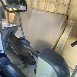 Precor Elliptical/ Comercial Grade  Unit 