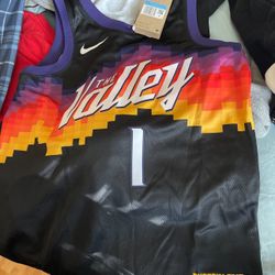 Phoenix Suns Jersey. New. Size M