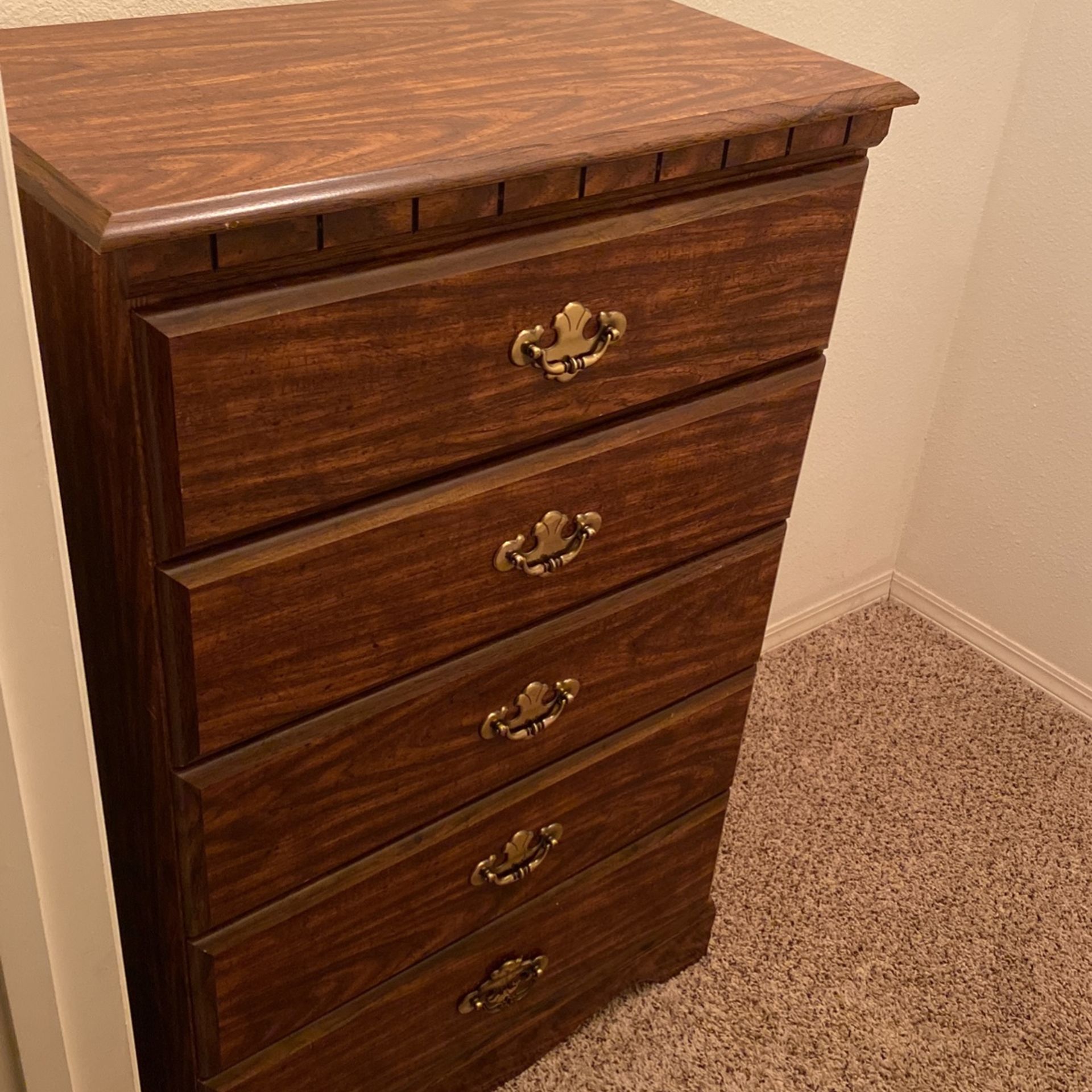Dresser 5-drawer 