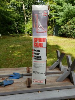 SPORT GOAL: Overall Size: 56" W x 42" H x 27" D