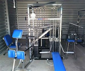 PARAMOUNT UNIVERSAL GYM for Sale in Gilbert AZ OfferUp