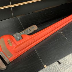 RIDGID 24 in. Straight Pipe Wrench 